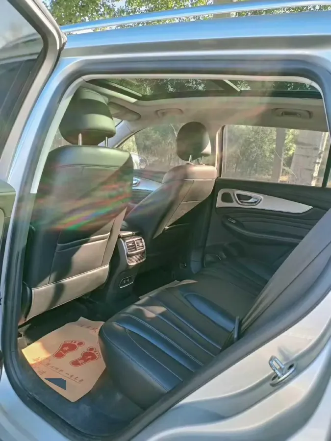 2020 Roewe RX5 1.5T 173HP L4 7DCT,autocango,china used car exporter,china ev exporter,chinese used car exporter,chinese used ev exporter