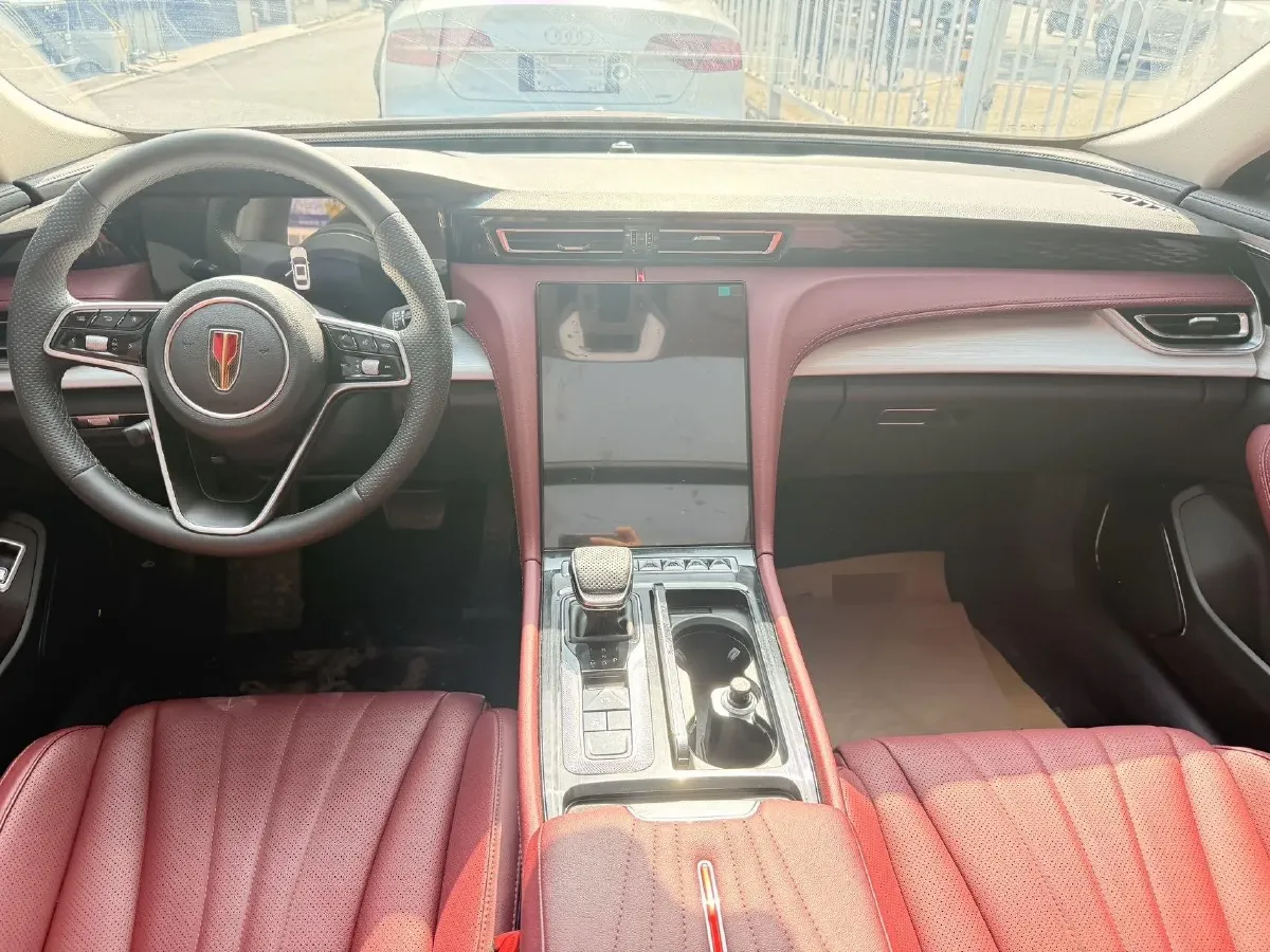 2025 HongQi H5 1.5T 169HP L4 7DCT,autocango,china used car exporter,china ev exporter,chinese used car exporter,chinese used ev exporter