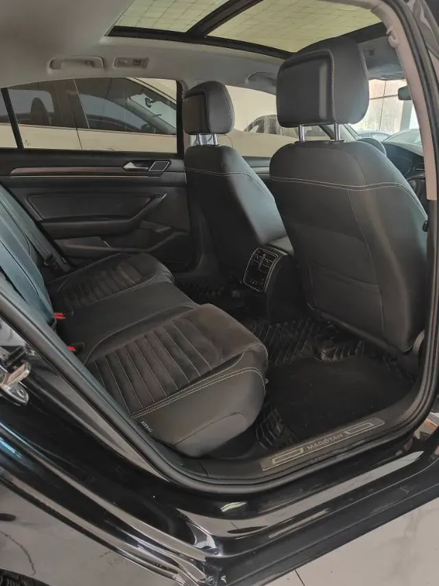 2020 Volkswagen Magotan 2.0T 186HP L4 7DCT,autocango,china used car exporter,china ev exporter,chinese used car exporter,chinese used ev exporter