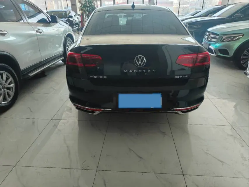 2020 Volkswagen Magotan 2.0T 186HP L4 7DCT,autocango,china used car exporter,china ev exporter,chinese used car exporter,chinese used ev exporter