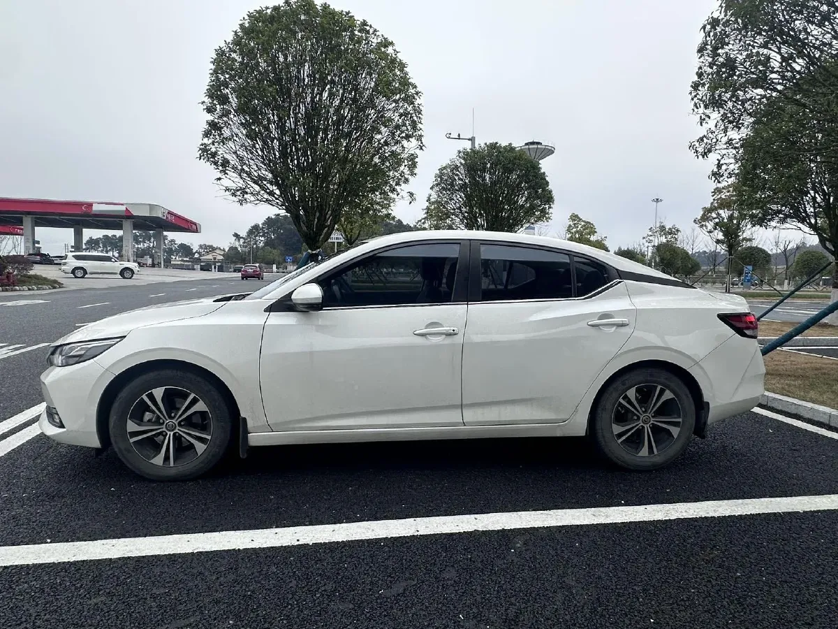 2022 Nissan Sylphy 1.6L 135HP L4 CVT,autocango,china used car exporter,china ev exporter,chinese used car exporter,chinese used ev exporter