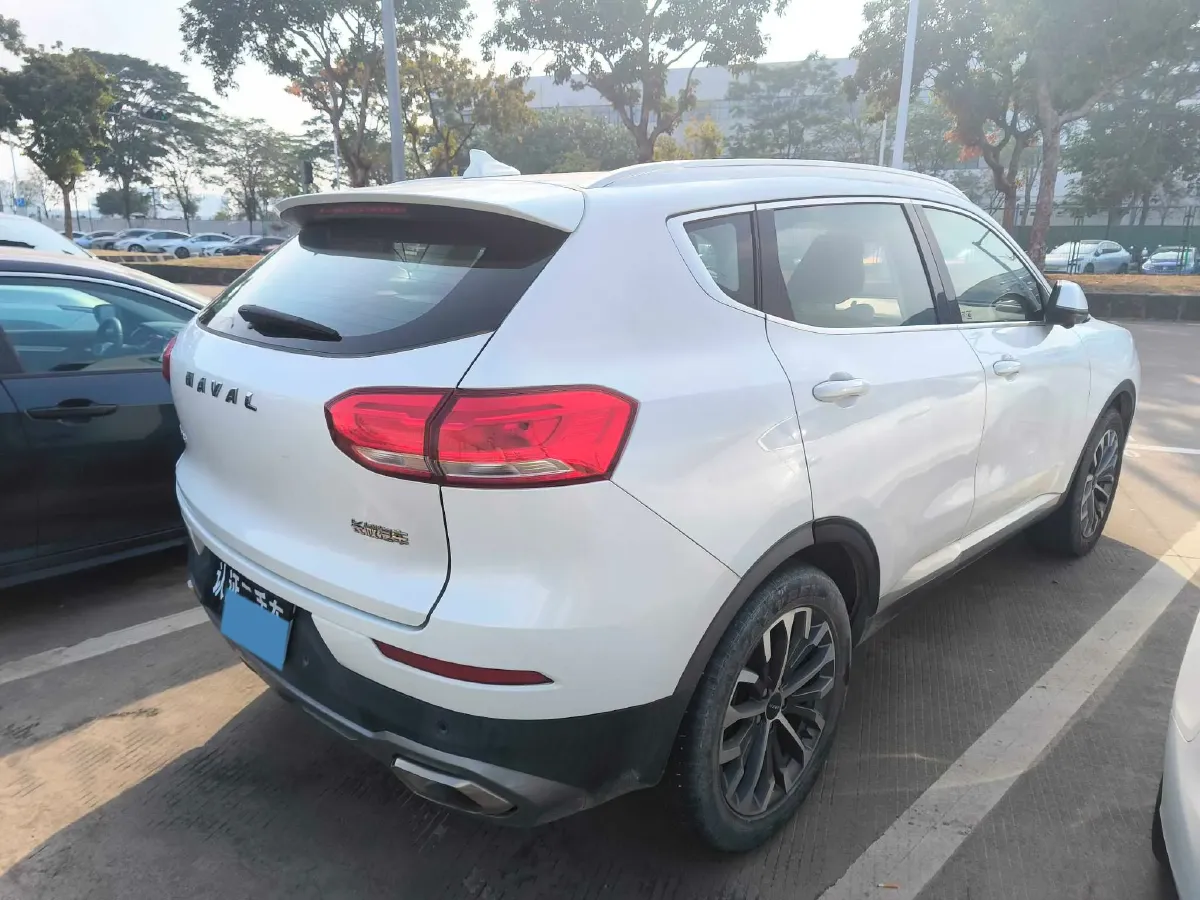 2020 Haval H6 1.5T 169HP L4 7DCT,autocango,china used car exporter,china ev exporter,chinese used car exporter,chinese used ev exporter