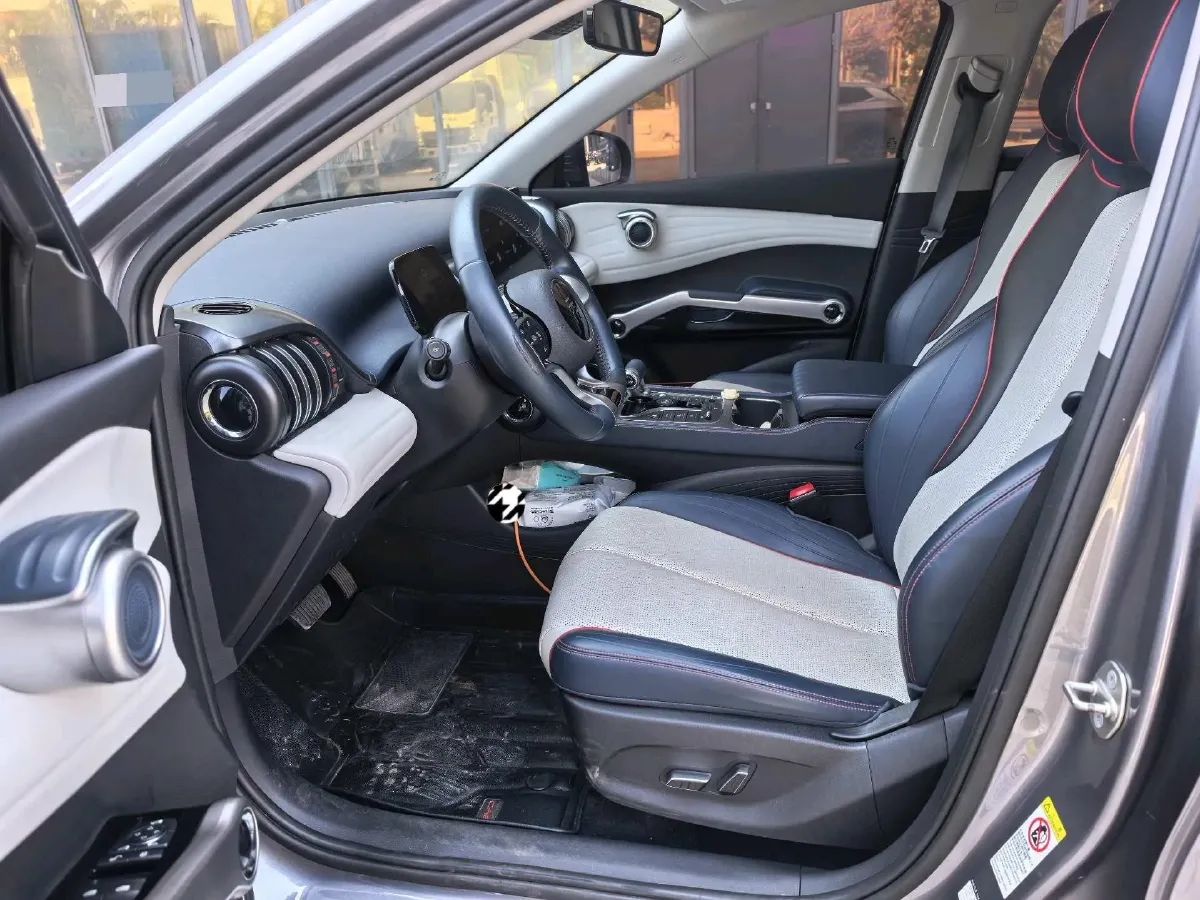 2022 Foton Grand General G7 2.0T 238HP L4 8AT,autocango,china used car exporter,china ev exporter,chinese used car exporter,chinese used ev exporter