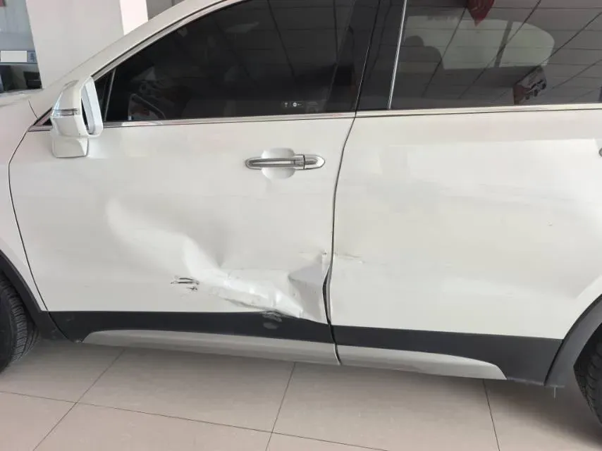 2020 Cadillac XT4 2.0T 241HP L4 9AT,autocango,china used car exporter,china ev exporter,chinese used car exporter,chinese used ev exporter