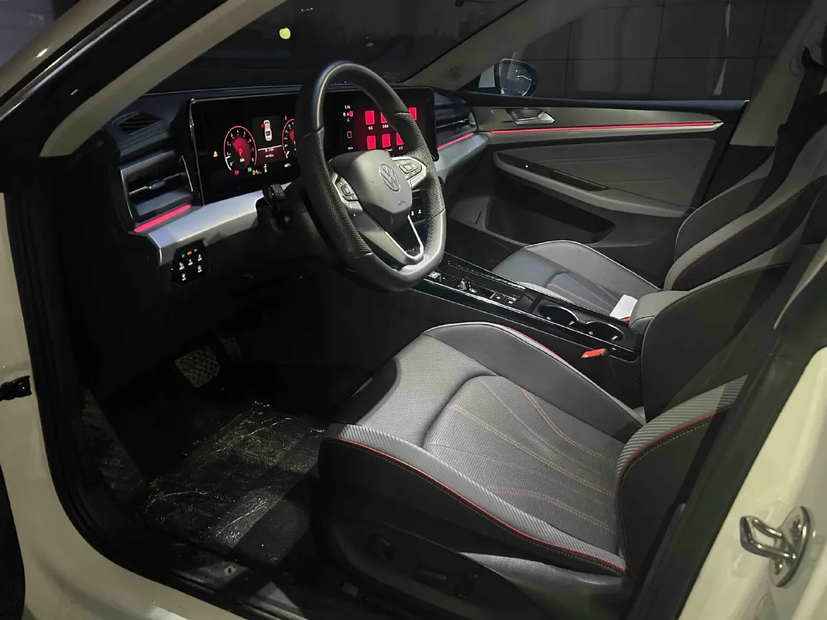 2025 Volkswagen Lamando 1.4T 150HP L4 7DCT,autocango,china used car exporter,china ev exporter,chinese used car exporter,chinese used ev exporter