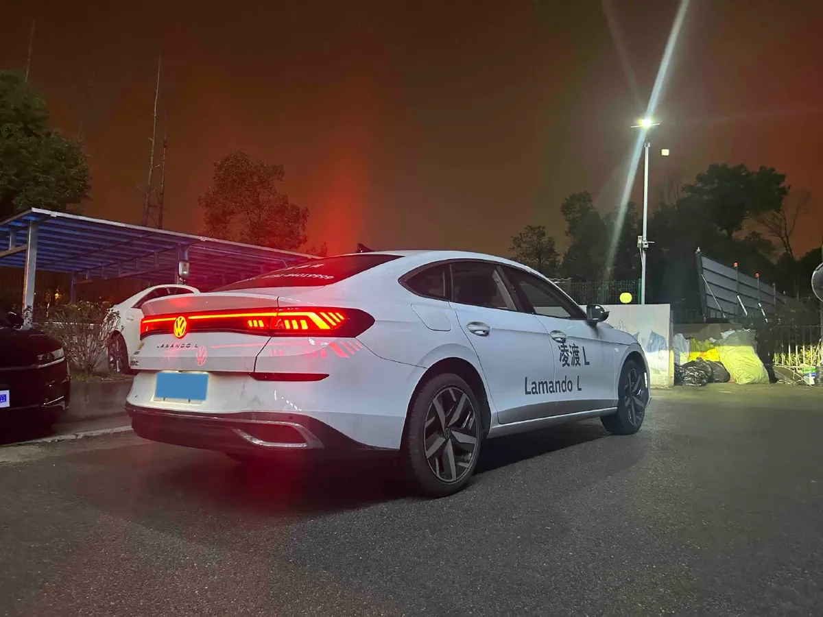 2025 Volkswagen Lamando 1.4T 150HP L4 7DCT,autocango,china used car exporter,china ev exporter,chinese used car exporter,chinese used ev exporter