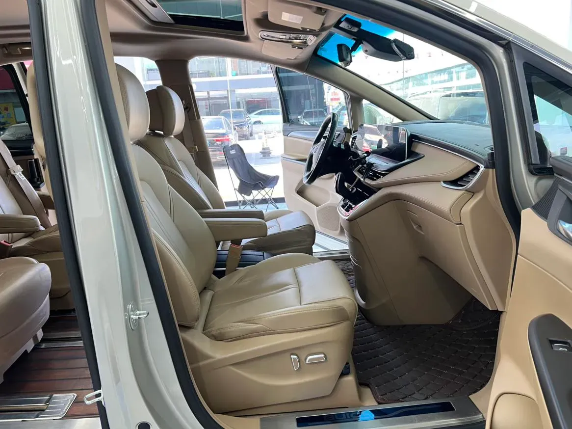 2021 Buick GL8 2.0T 237HP L4 9AT,autocango,china used car exporter,china ev exporter,chinese used car exporter,chinese used ev exporter