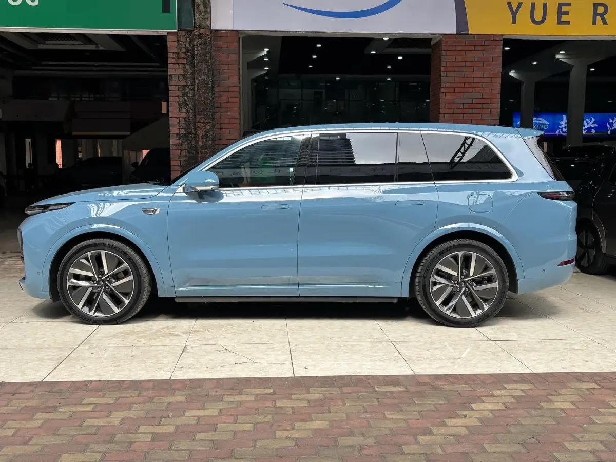 2022 Li L9 Range Extended 154HP REEV 42.6KWH,autocango,china used car exporter,china ev exporter,chinese used car exporter,chinese used ev exporter