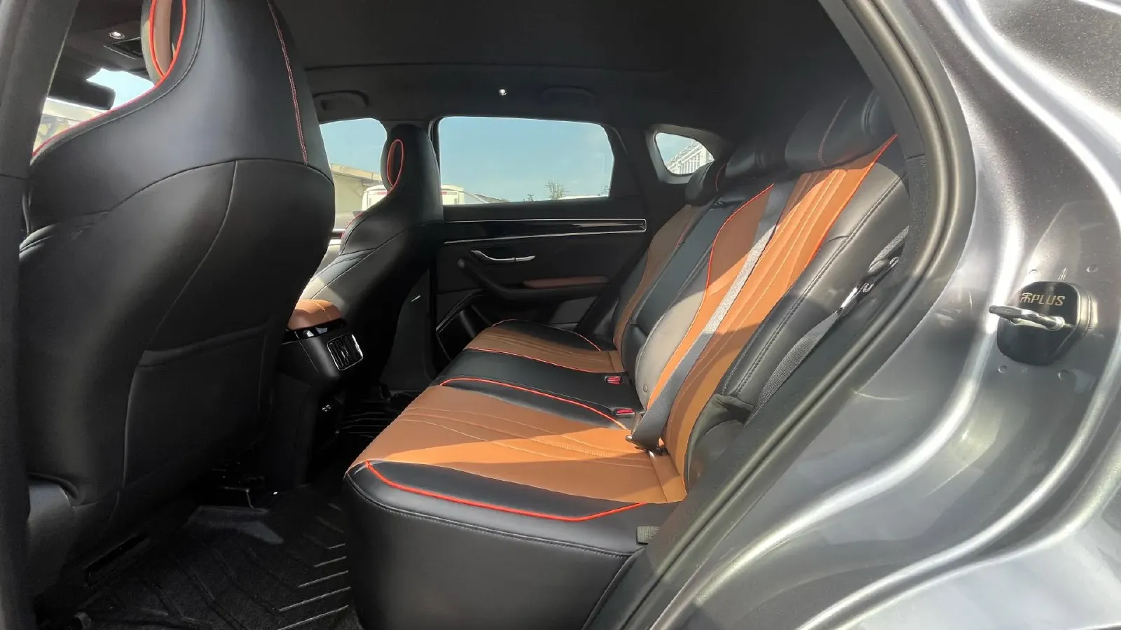 2020 BYD Song Plus 1.5T 185HP L4 7DCT,autocango,china used car exporter,china ev exporter,chinese used car exporter,chinese used ev exporter