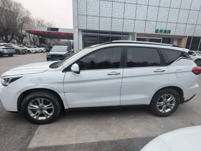 2018 Haval M6 1.5T 150HP L4 6MT,autocango,china used car exporter,china ev exporter,chinese used car exporter,chinese used ev exporter