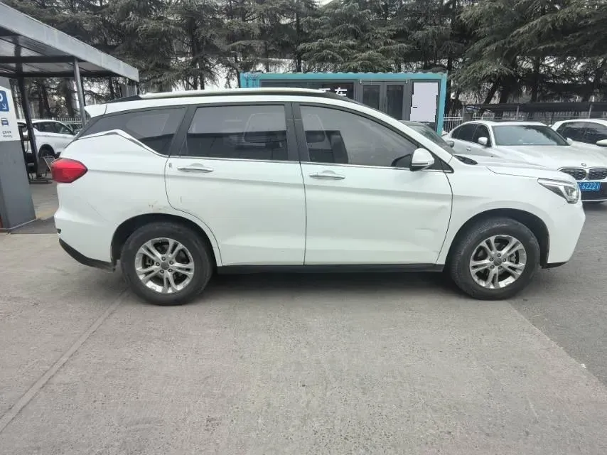 2018 Haval M6 1.5T 150HP L4 6MT,autocango,china used car exporter,china ev exporter,chinese used car exporter,chinese used ev exporter