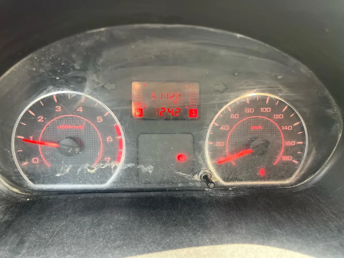 2021 WuLing RongGuang S 1.2L 76HP L4 5MT,autocango,china used car exporter,china ev exporter,chinese used car exporter,chinese used ev exporter