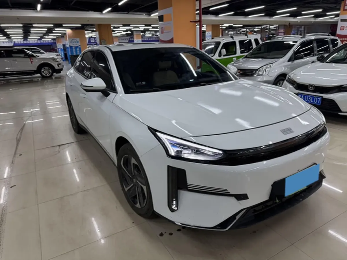 2024 Geely Galaxy L6 1.5T 163HP L4 3DHT PHEV,autocango,china used car exporter,china ev exporter,chinese used car exporter,chinese used ev exporter