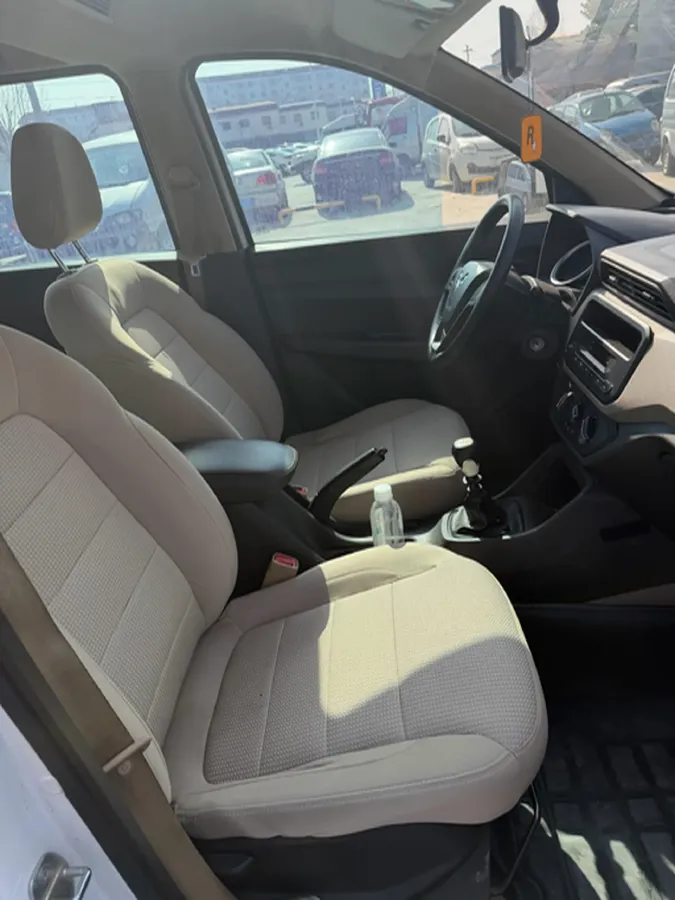 2019 WuLing HongGuang 1.5L 99HP L4 6MT,autocango,china used car exporter,china ev exporter,chinese used car exporter,chinese used ev exporter