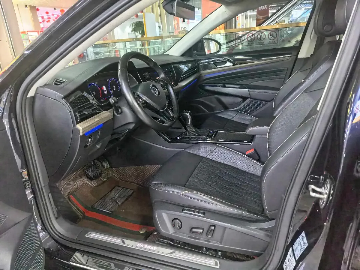 2019 Volkswagen Passat 2.0T 220HP L4 7DCT,autocango,china used car exporter,china ev exporter,chinese used car exporter,chinese used ev exporter