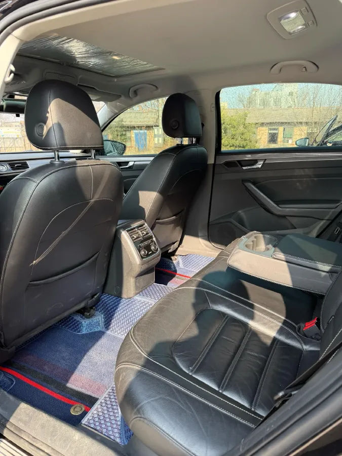 2017 Volkswagen Passat 1.8T 180HP L4 7DCT,autocango,china used car exporter,china ev exporter,chinese used car exporter,chinese used ev exporter