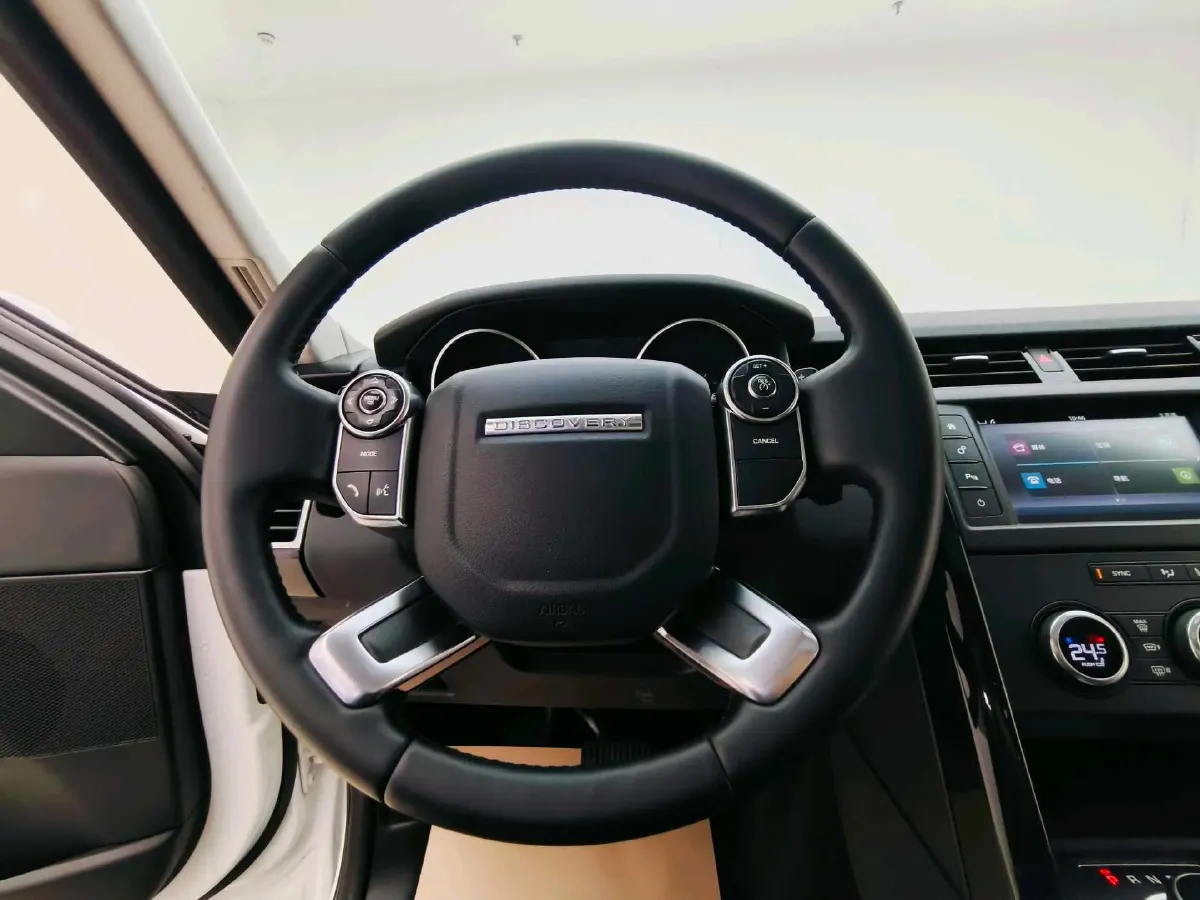 2017 Land Rover Discovery 3.0T 340HP V6 8AT,autocango,china used car exporter,china ev exporter,chinese used car exporter,chinese used ev exporter