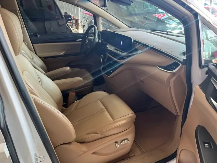 2020 Buick GL8 2.0T 237HP L4 9AT,autocango,china used car exporter,china ev exporter,chinese used car exporter,chinese used ev exporter