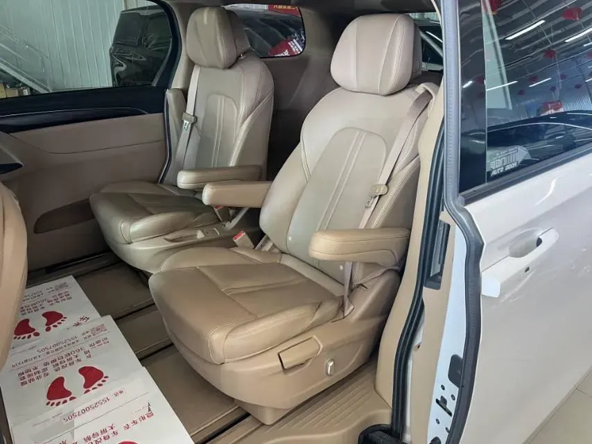 2020 Buick GL8 2.0T 237HP L4 9AT,autocango,china used car exporter,china ev exporter,chinese used car exporter,chinese used ev exporter