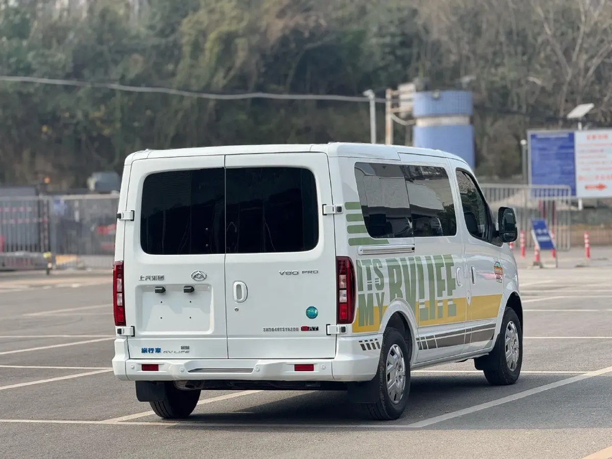 2024 Dongfeng RuiQi 7 2.0T 228HP L4 8AT,autocango,china used car exporter,china ev exporter,chinese used car exporter,chinese used ev exporter