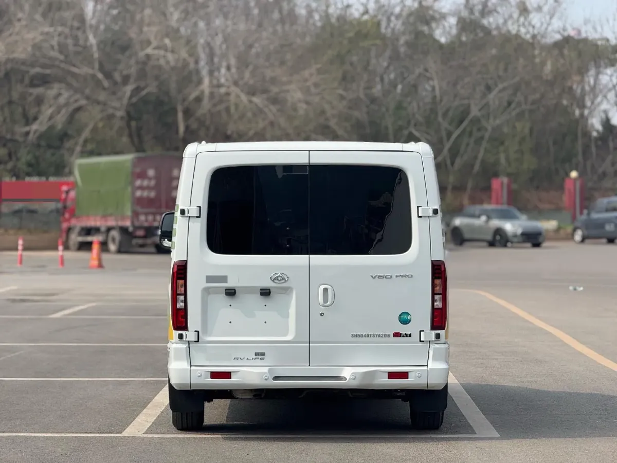 2024 Dongfeng RuiQi 7 2.0T 228HP L4 8AT,autocango,china used car exporter,china ev exporter,chinese used car exporter,chinese used ev exporter