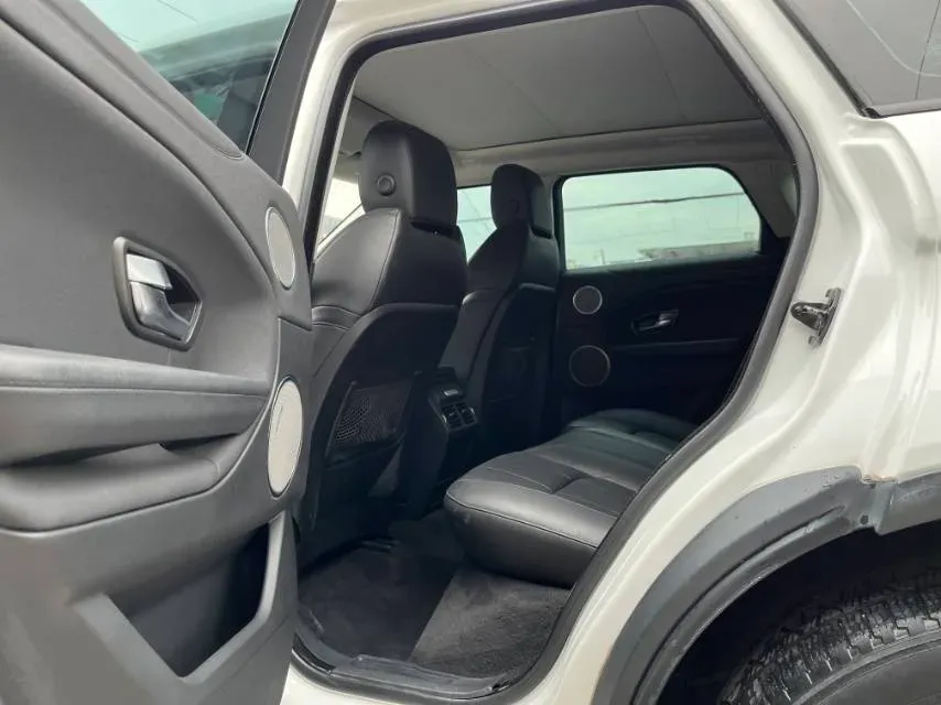 2018 Land Rover Range Rover Evoque 2.0T 241HP L4 9AT,autocango,china used car exporter,china ev exporter,chinese used car exporter,chinese used ev exporter