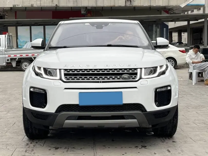 2018 Land Rover Range Rover Evoque 2.0T 241HP L4 9AT,autocango,china used car exporter,china ev exporter,chinese used car exporter,chinese used ev exporter