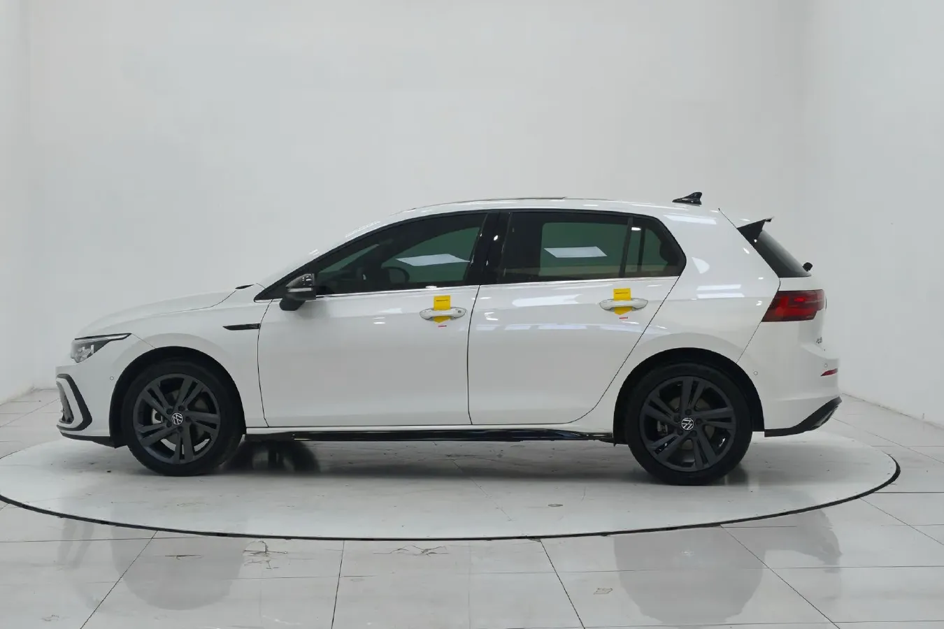 2023 Volkswagen Golf 1.4T 150HP L4 7DCT,autocango,china used car exporter,china ev exporter,chinese used car exporter,chinese used ev exporter