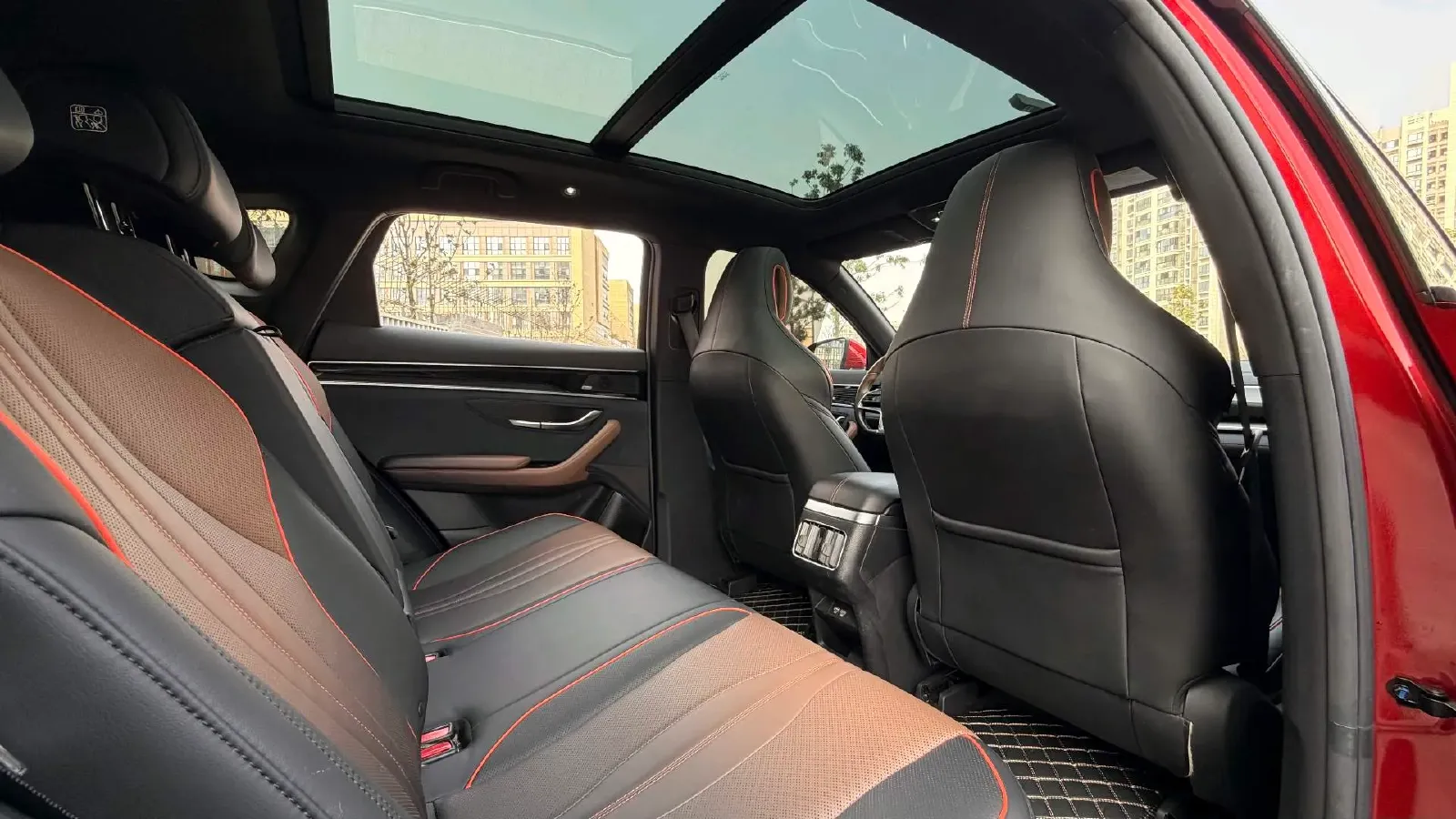 2020 BYD Song Plus 1.5T 185HP L4 7DCT,autocango,china used car exporter,china ev exporter,chinese used car exporter,chinese used ev exporter