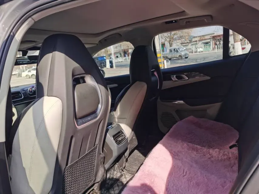 2018 Geely Emgrand GT 1.5T 180HP L3 7DCT,autocango,china used car exporter,china ev exporter,chinese used car exporter,chinese used ev exporter