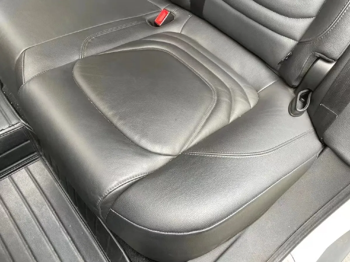 2016 DS 6 1.6T 167HP L4 6AT,autocango,china used car exporter,china ev exporter,chinese used car exporter,chinese used ev exporter