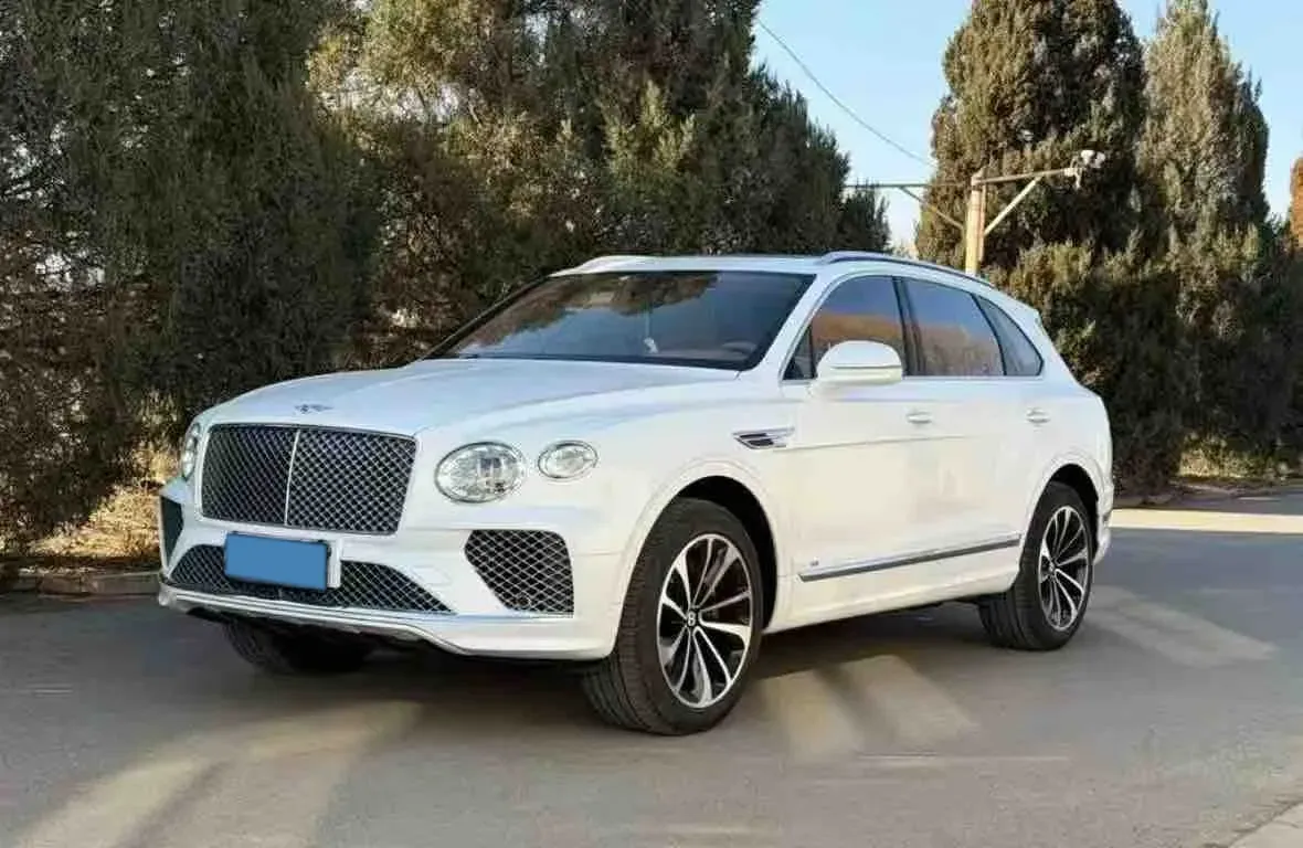 2021 Bentley Bentayga 4.0T 550HP V8 8AT,autocango,china used car exporter,china ev exporter,chinese used car exporter,chinese used ev exporter