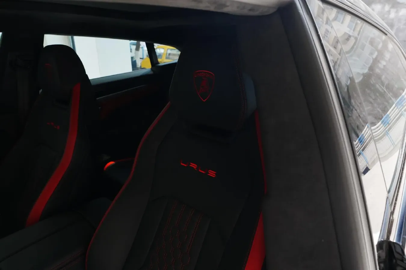 2023 Lamborghini Urus 4.0T 641HP V8 8AT,autocango,china used car exporter,china ev exporter,chinese used car exporter,chinese used ev exporter