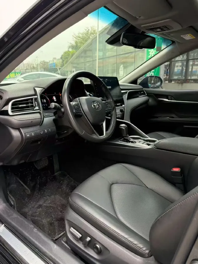 2021 Toyota Camry 2.5L 209HP L4 8AT,autocango,china used car exporter,china ev exporter,chinese used car exporter,chinese used ev exporter