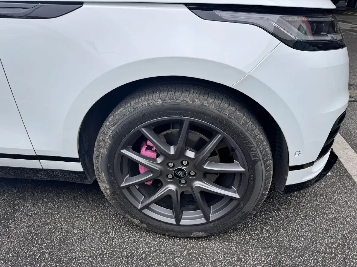 2024 Land Rover Range Rover Velar 2.0T 250HP L4 8AT,autocango,china used car exporter,china ev exporter,chinese used car exporter,chinese used ev exporter