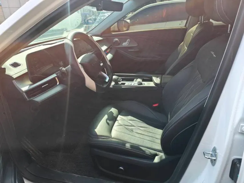 2024 Chery Arrizo 8 1.6T 197HP L4 7DCT,autocango,china used car exporter,china ev exporter,chinese used car exporter,chinese used ev exporter