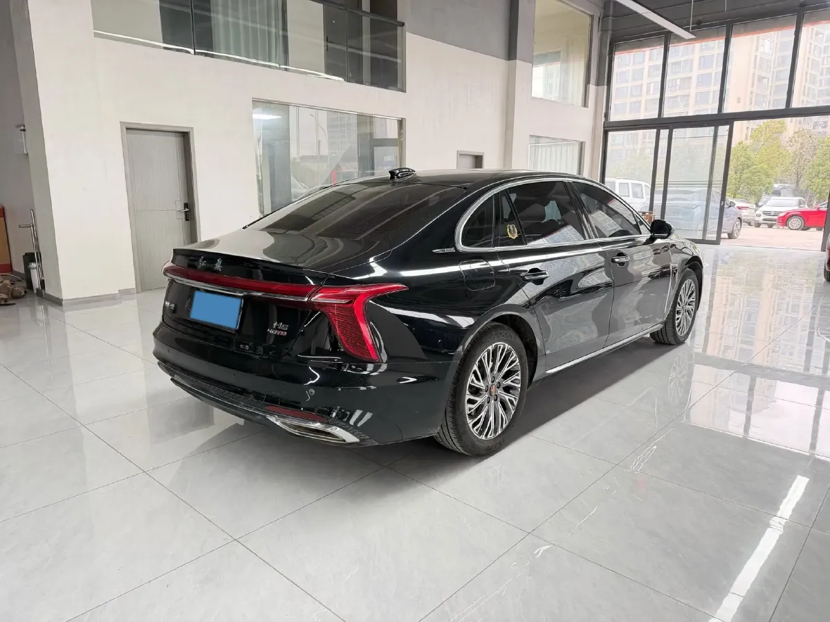 2023 HongQi H5 2.0T 224HP L4 8AT,autocango,china used car exporter,china ev exporter,chinese used car exporter,chinese used ev exporter