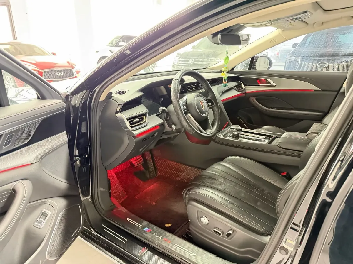 2023 HongQi H5 2.0T 224HP L4 8AT,autocango,china used car exporter,china ev exporter,chinese used car exporter,chinese used ev exporter