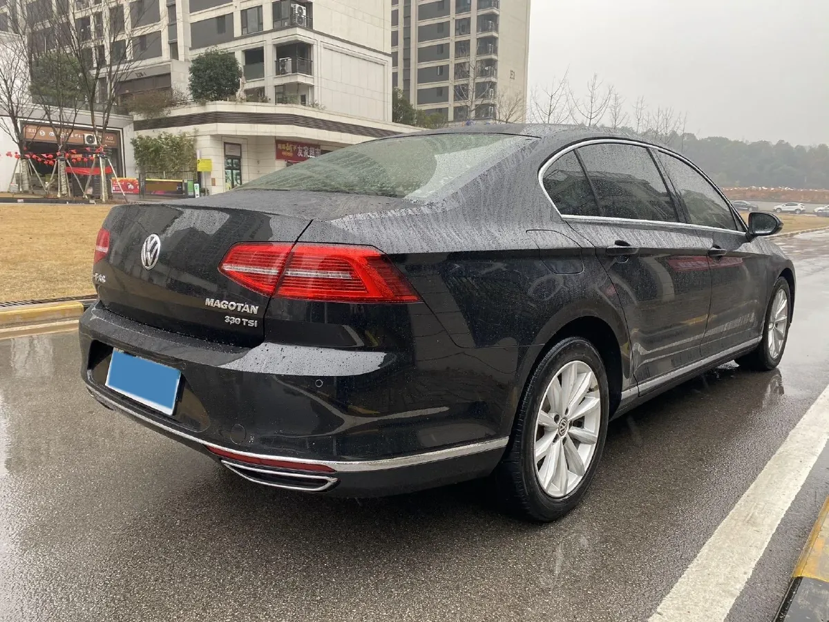 2018 Volkswagen Magotan 1.8T 180HP L4 7DCT,autocango,china used car exporter,china ev exporter,chinese used car exporter,chinese used ev exporter