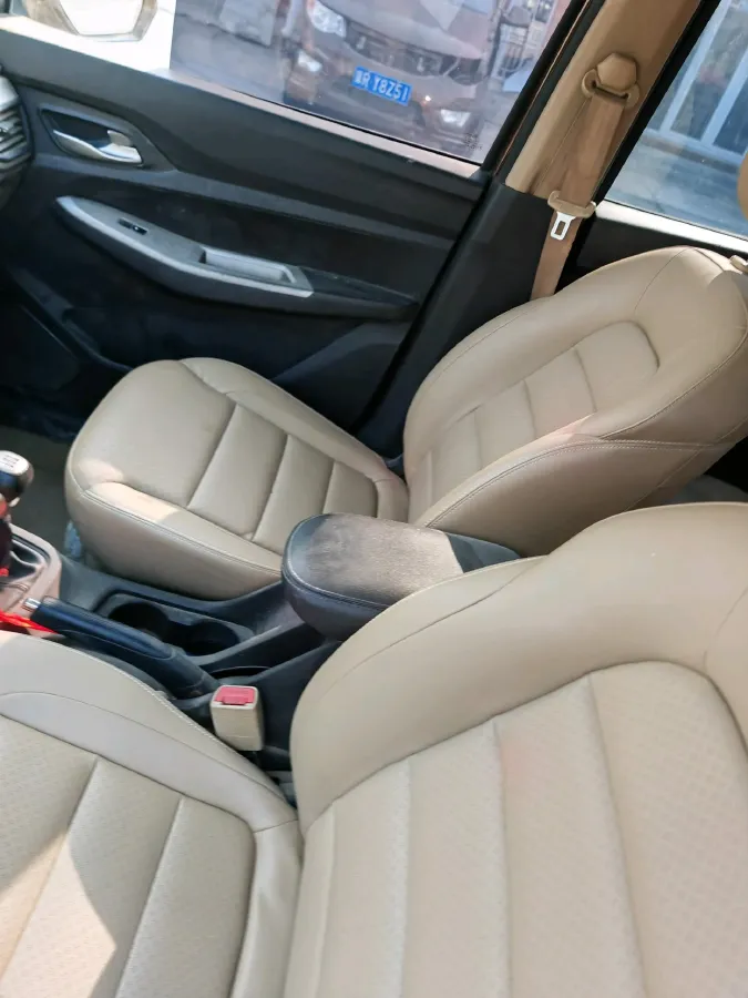 2018 WuLing HongGuang 1.5L 105HP L4 5MT,autocango,china used car exporter,china ev exporter,chinese used car exporter,chinese used ev exporter