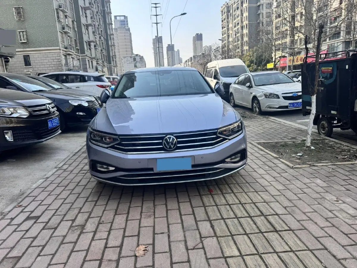 2020 Volkswagen Magotan 2.0T 186HP L4 7DCT,autocango,china used car exporter,china ev exporter,chinese used car exporter,chinese used ev exporter