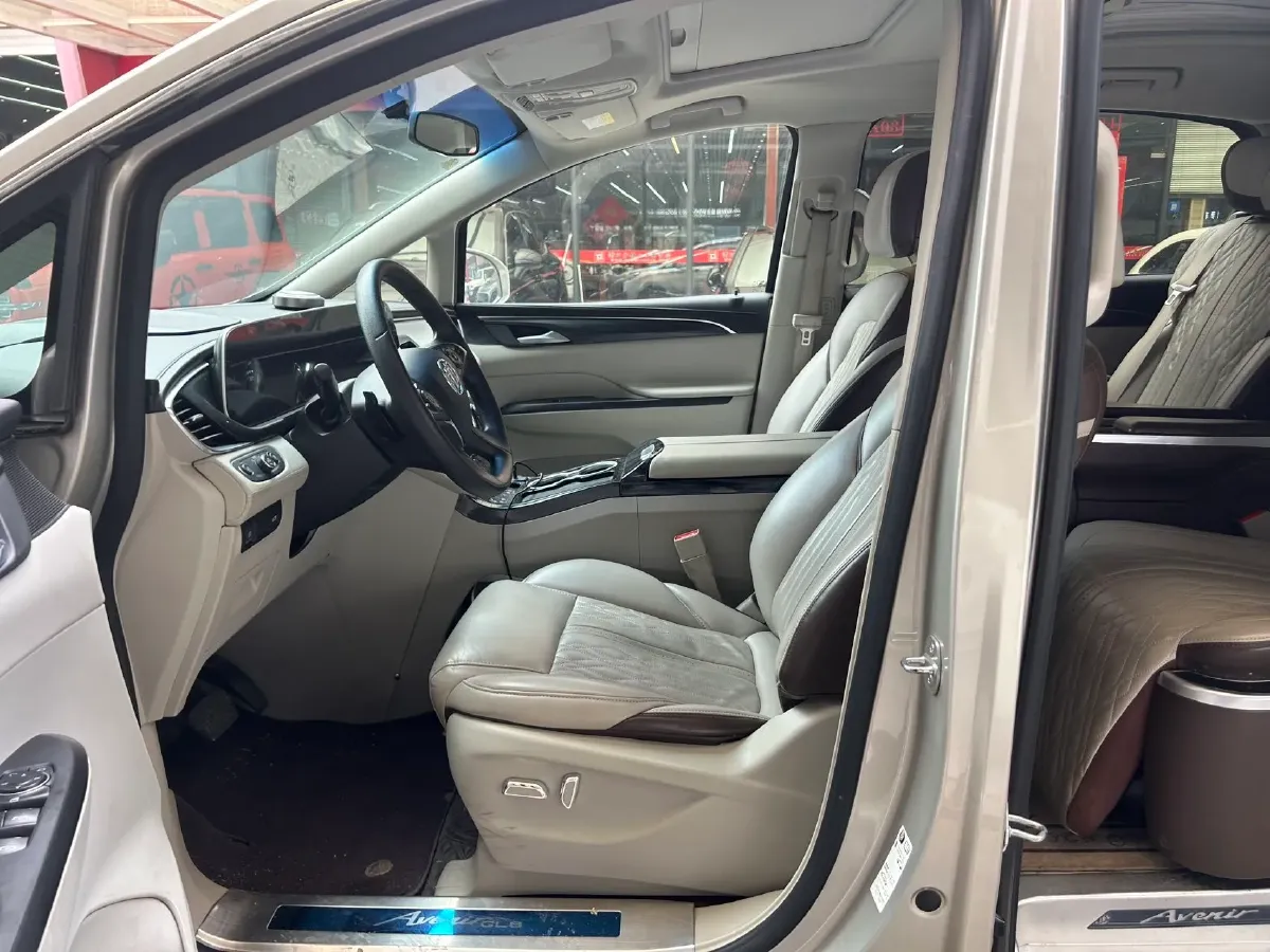 2022 Buick GL8 2.0T 237HP L4 9AT,autocango,china used car exporter,china ev exporter,chinese used car exporter,chinese used ev exporter