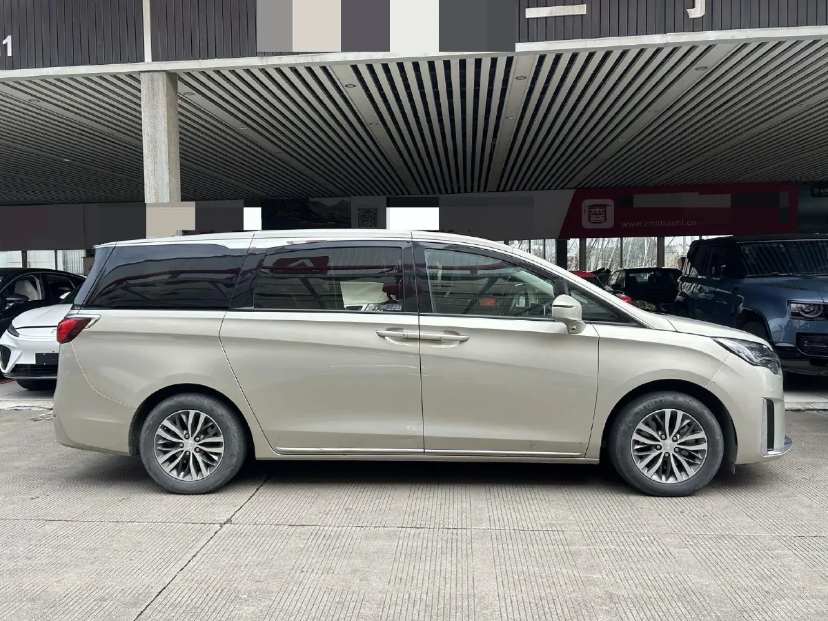 2022 Buick GL8 2.0T 237HP L4 9AT,autocango,china used car exporter,china ev exporter,chinese used car exporter,chinese used ev exporter