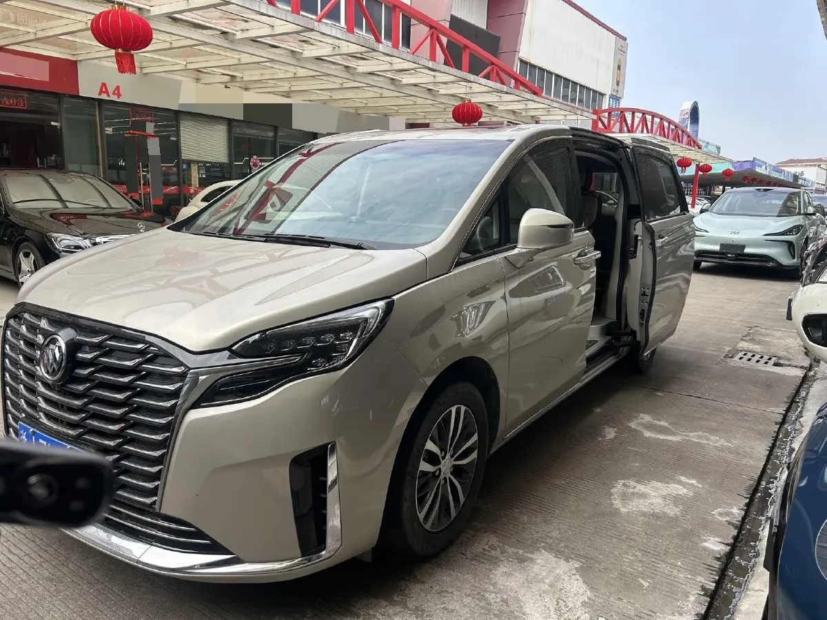 2022 Buick GL8 2.0T 237HP L4 9AT,autocango,china used car exporter,china ev exporter,chinese used car exporter,chinese used ev exporter