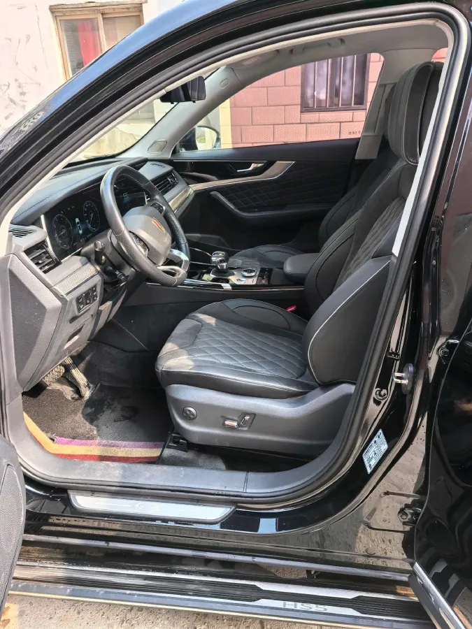 2019 HongQi HS5 2.0T 224HP L4 6AT,autocango,china used car exporter,china ev exporter,chinese used car exporter,chinese used ev exporter