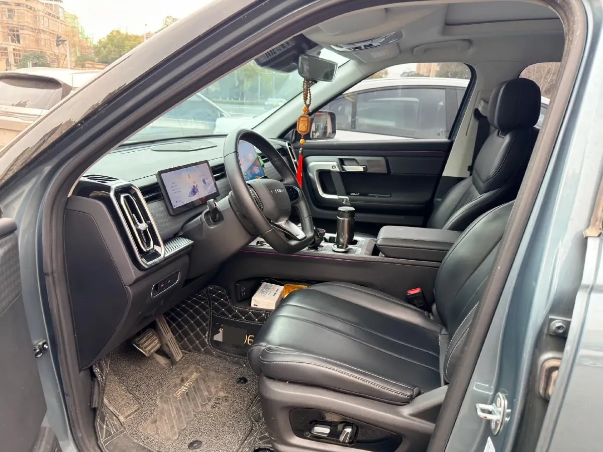 2023 Chery Exploration 06 1.6T 197HP L4 7DCT,autocango,china used car exporter,china ev exporter,chinese used car exporter,chinese used ev exporter