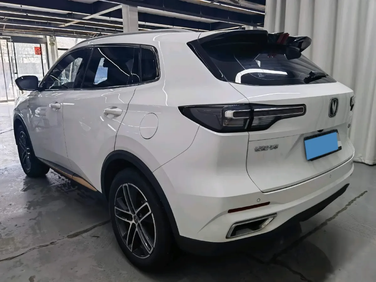 2022 ChangAn CS55 Plus 1.5T 188HP L4 7DCT,autocango,china used car exporter,china ev exporter,chinese used car exporter,chinese used ev exporter