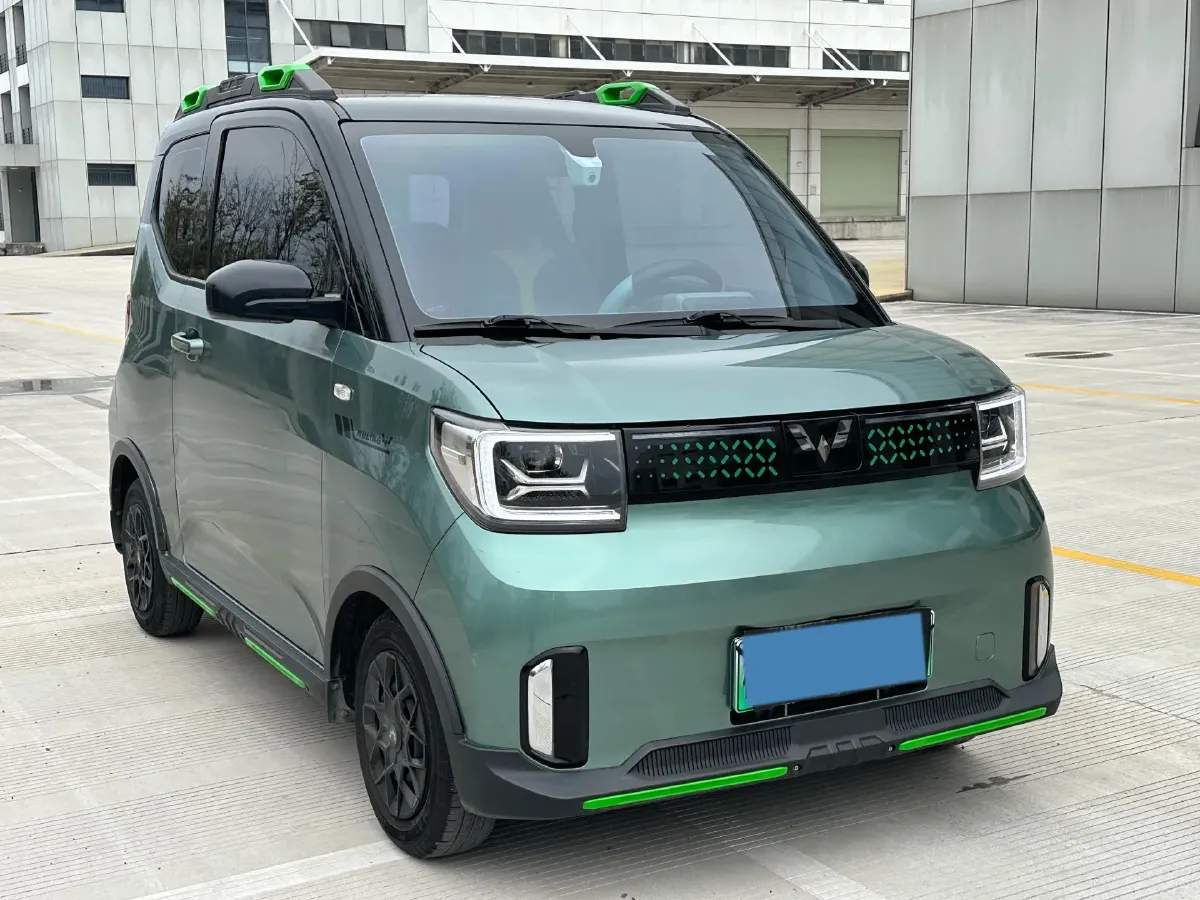 2022 WuLing HongGuang MINI EV BEV 26.5KWH,autocango,china used car exporter,china ev exporter,chinese used car exporter,chinese used ev exporter