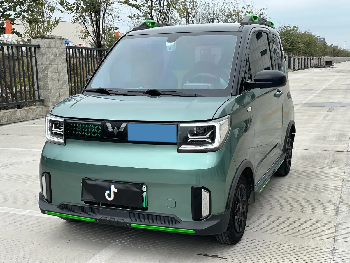 2022 WuLing HongGuang MINI EV BEV 26.5KWH,autocango,china used car exporter,china ev exporter,chinese used car exporter,chinese used ev exporter