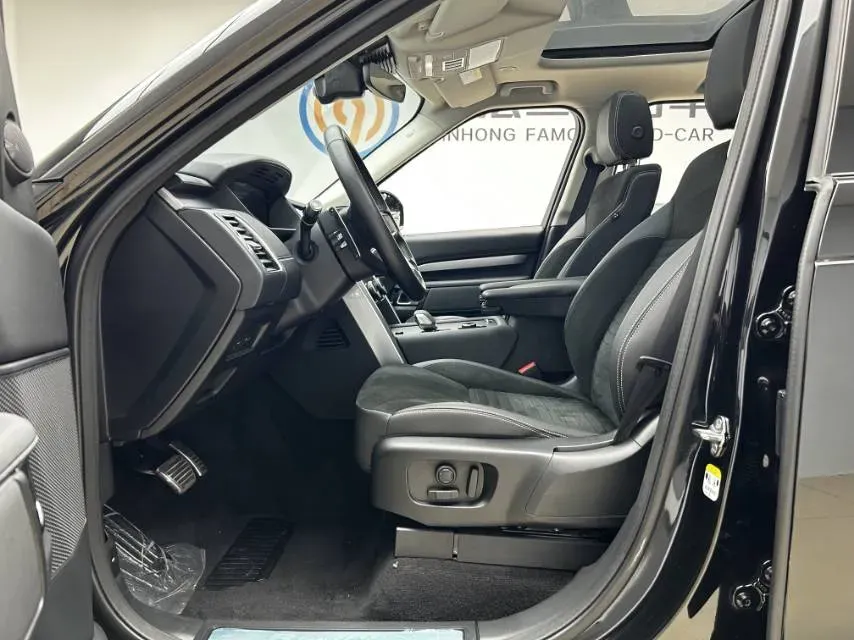 2021 Land Rover Discovery 3.0T 360HP L6 8AT,autocango,china used car exporter,china ev exporter,chinese used car exporter,chinese used ev exporter